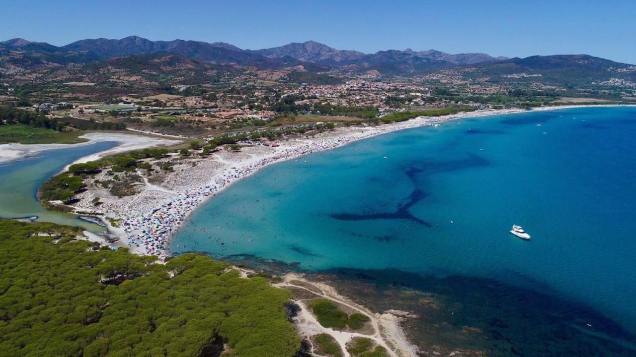 Villetta Con Piscina Budoni Affitti Spiaggia 700 Mt Екстер'єр фото